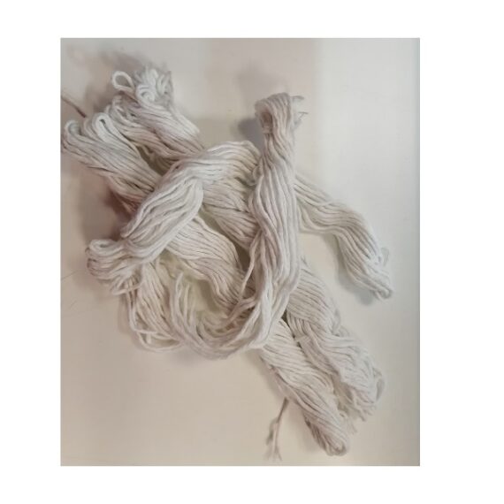 Fio branco meada